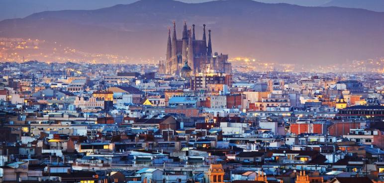 Zwiedzaj świat razem z Top Podróże! Kursy językowe w Barcelonie!