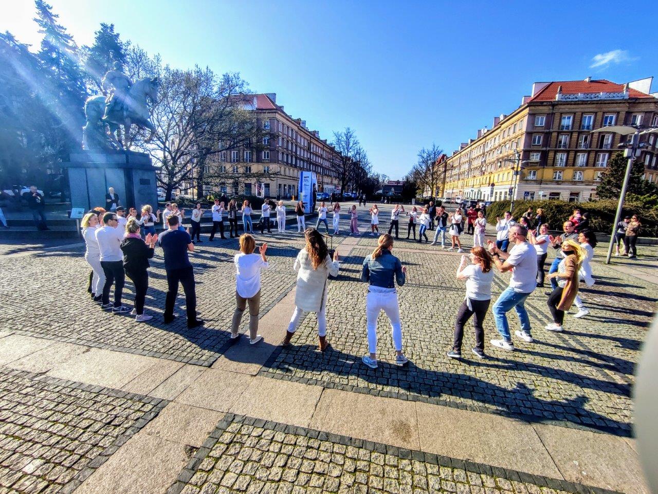 Taniec na swieżym powietrzu