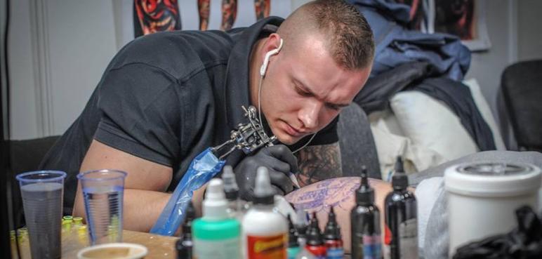 Rybak Tattoo o swojej pasji i marce 13 Tattoo studio