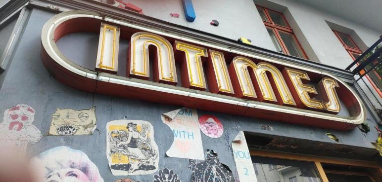 Kino Intimes – offowe kino w offowej części dzielnicy Friedrichshain