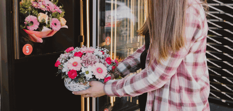 Kwiatomat Szczecin – kwiaty 24h bez kolejek | Traugutta 6