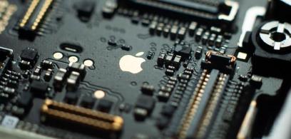Naprawić czy wymienić? Co zrobić, gdy iPhone przestaje działać? 